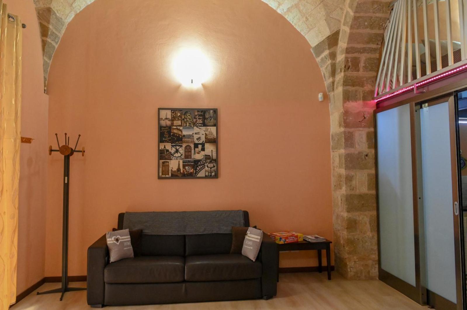 Appartamento The Nest Of Envy Bari Esterno foto